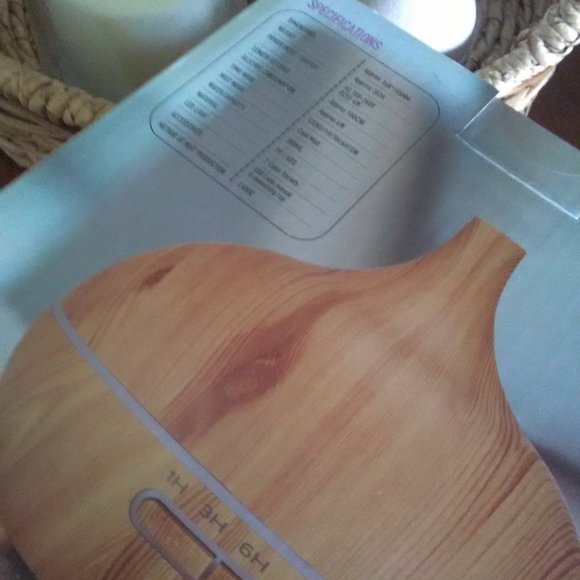 SOLD BNIB BLUZEN The Alpine Wood Essential Oil Diffuser - Picture 7 of 10